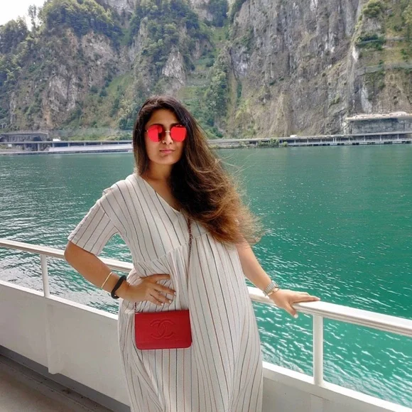 🔔POSH SHOW NOTIFICATION🔔 - Picture 4 of 4